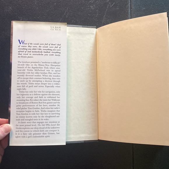 FIRST EDITION-RARE FIND Stephen King's The Girl Who Loved Tom Gordon - Picture 2 of 10